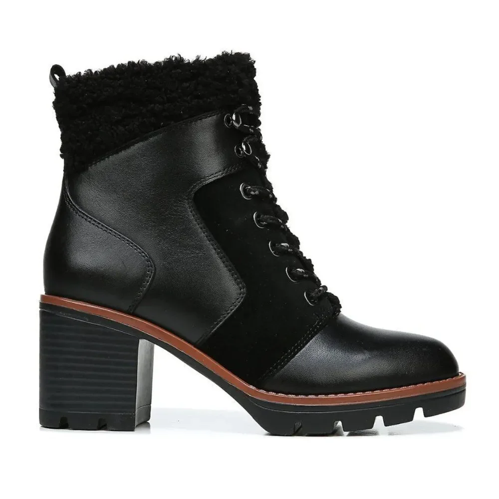 Naturalizer Val Waterproof Ankle Boot (WIDE) - Picture 6 of 13